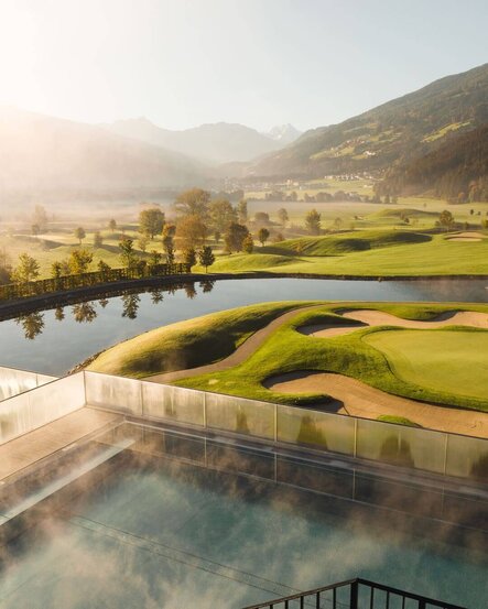 Partnerhotels-Sportresidenz-Pool-Herbst-13-Golfclub Zillertal